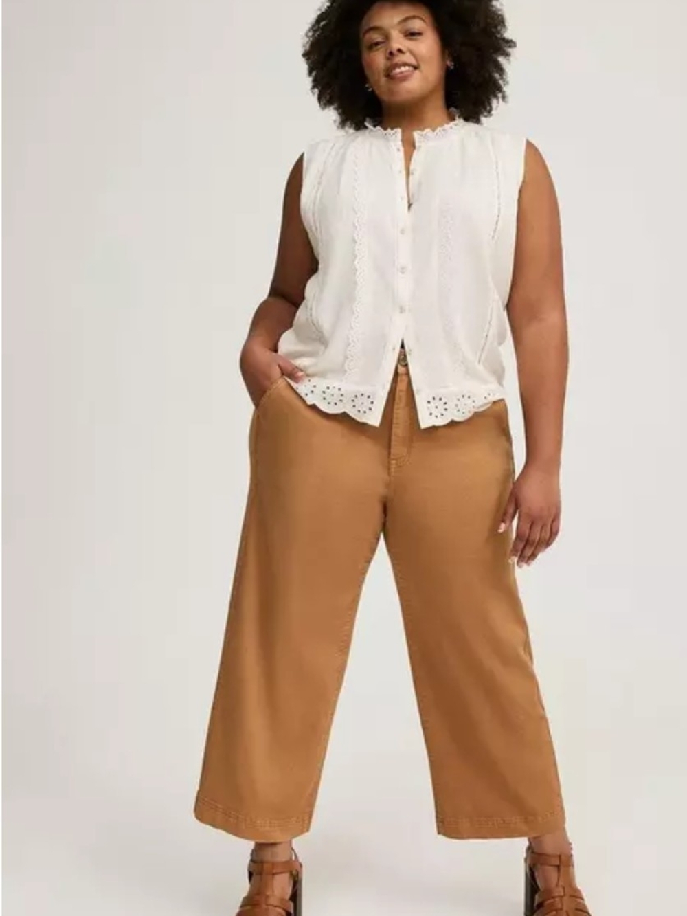 Torrid Trouser Cropped  Wide-legged Capri Pant- Tan- Sz 28 Waist- NWTS